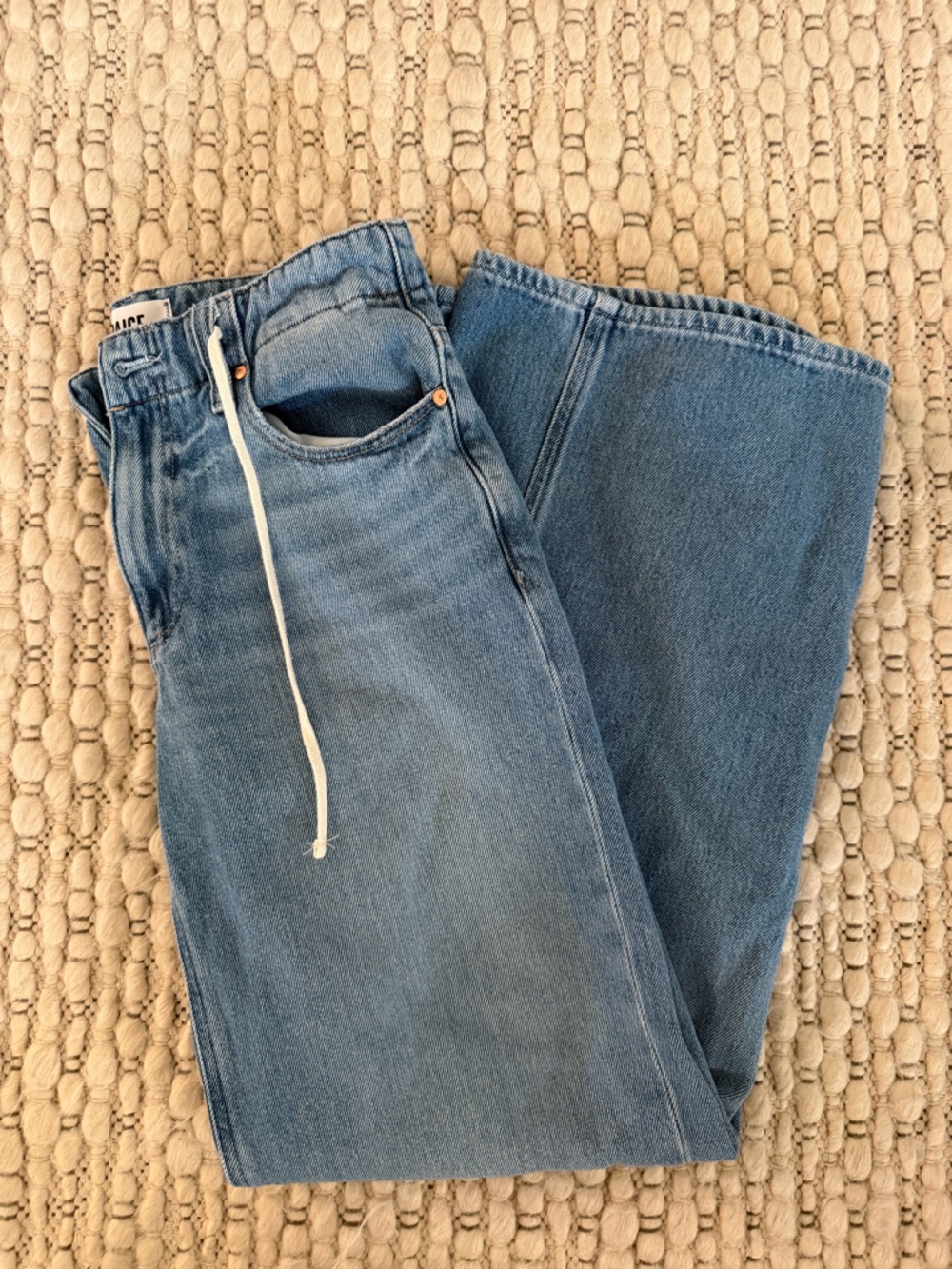 PAIGE- Zoe High-Rise High Waist Jeans